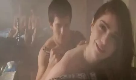 Un peu enceinte scene erotique gratuite