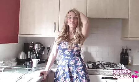 Beauté Striptase video gros sein gratuit pour homme ivre
