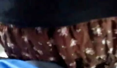 Je regarde un video porno coqnu couple ADULTE qui joue avec le cancer.