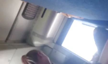 Pour trahison, Ma femme est punie pour avoir frappé et avoir des relations sexuelles avec le coupable film porno gratuit youtube avec son petit ami.