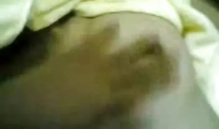 Arrêtez vos film pornographique xxl tâches ménagères et mettez un idiot dans votre lit.