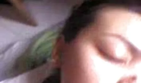 Nous avons une blonde maison. porno gratuit vintage