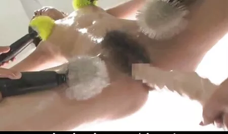 Après avoir appliqué le massage, zoophile video gratuit la fille 69 a commencé à s'accroupir dans sa bouche.