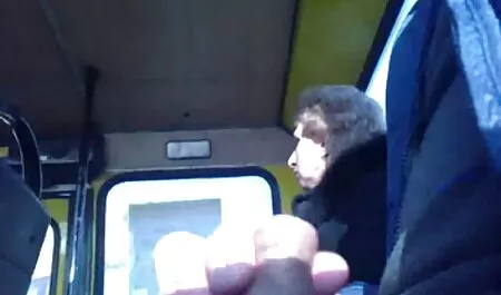 Seins sur la film pormo gratuit poitrine