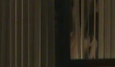 Babe avec pigment sur cette film sur tukif putain de scène