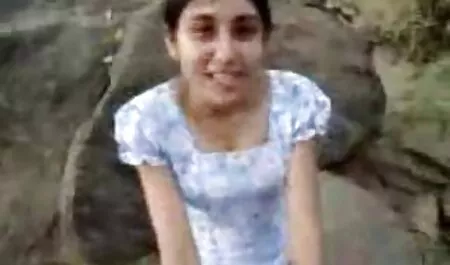 Anisa demande à son petit ami d'être heureux pour vidéos de films porno gratuit qu'il soit prêt à se rencontrer.