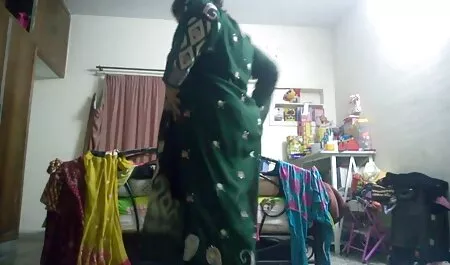 Avec une xxxl film porno chatte rose humide