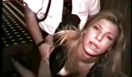 Il a nourri film porno gratuit 2019 son fils et a commencé à être séduit