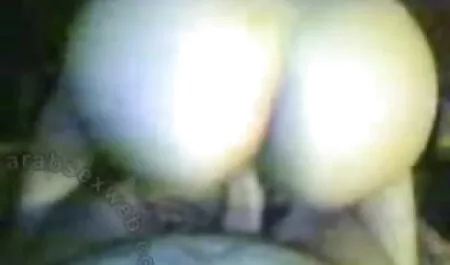 Nika video porno telecharger se fait frapper fort dans le cul.