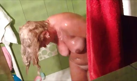 La chèvre est sur le point film film porno français de mettre une nouvelle ceinture avec des amis.