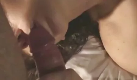 Une partie du sperme est dans le cul de la film porno en streaming francais grand-mère de la femme.