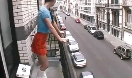 Gymnastique Érotique à film porno gratuit adulte la maison devant la caméra
