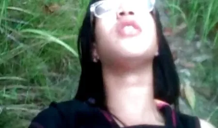 Le garçon a été ligoté pendant qu'il dormait avec sa mère. porno francais hd gratuit