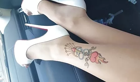 Dans le cul babe avec un pantalon regarder film porno gratuit rose soins une baise