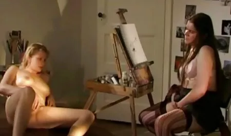 Juste une brune stupide sur brunebcam. video gratuite hetero